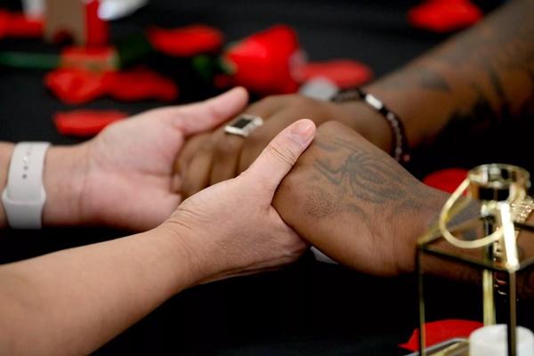 Ứng dụng hẹn hò tác động đến sự gia tăng bệnh tình dục?-2