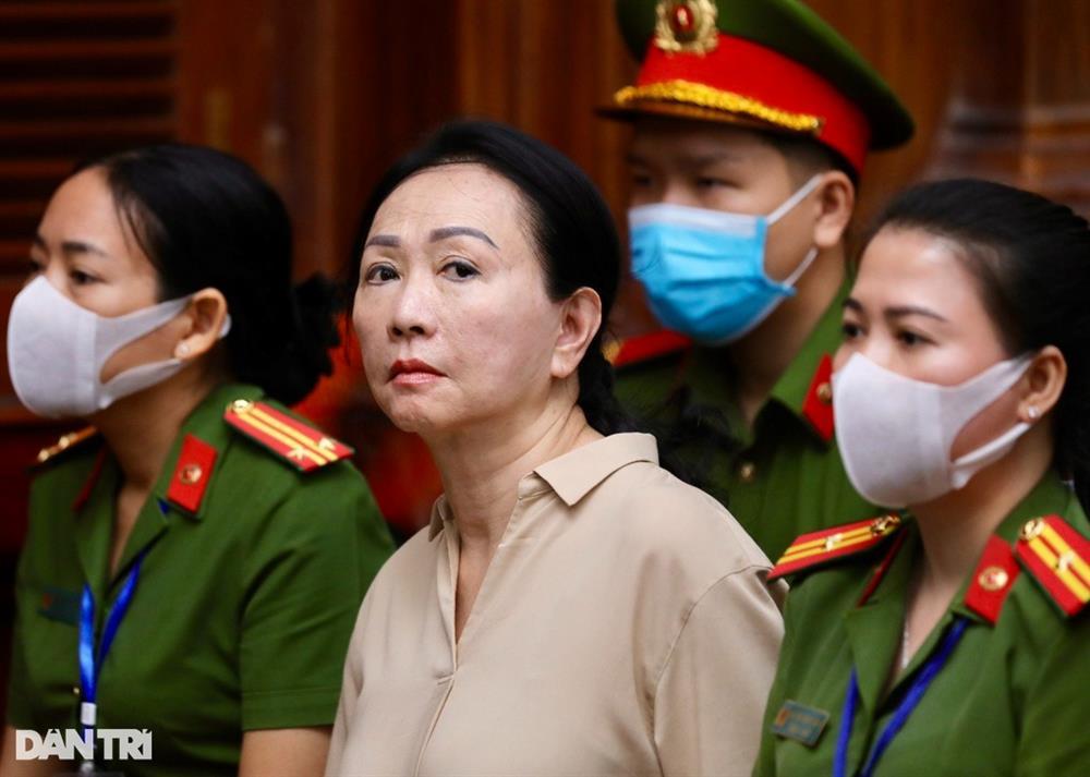 Bà Trương Mỹ Lan nói gì về tòa nhà con gái rao bán 1 tỷ USD ở Hà Nội?-1