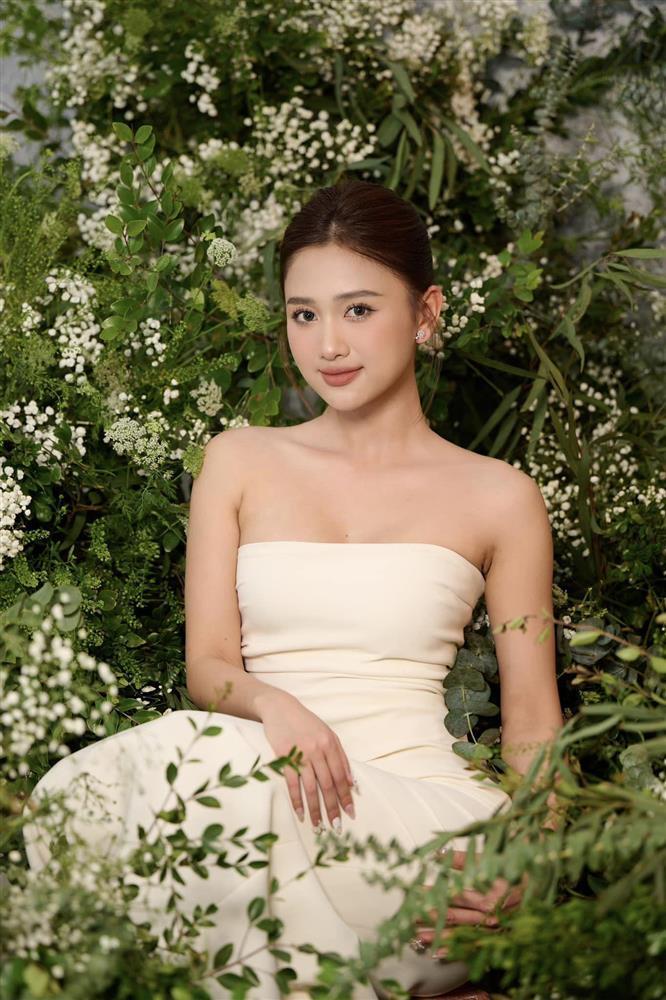 Bạn gái Hoa khôi của Minh Vương chào hè với loạt ảnh diện đồ khoe dáng-4