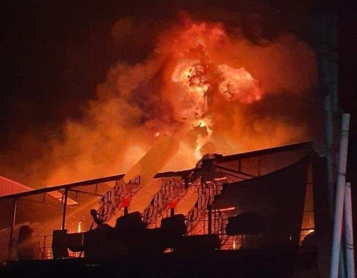 Cháy lớn tại cụm công nghiệp ở Vĩnh Phúc-1
