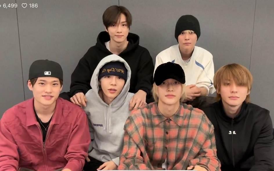 Nhóm nhạc Kpop bị bạo lực mạng nhưng vẫn phải xin lỗi vì...-1