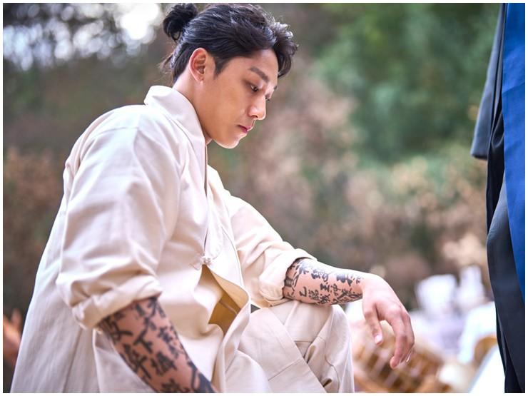 Bạn trai Song Hye Kyo đang làm mưa làm gió trên MXH Việt Nam là ai?-2