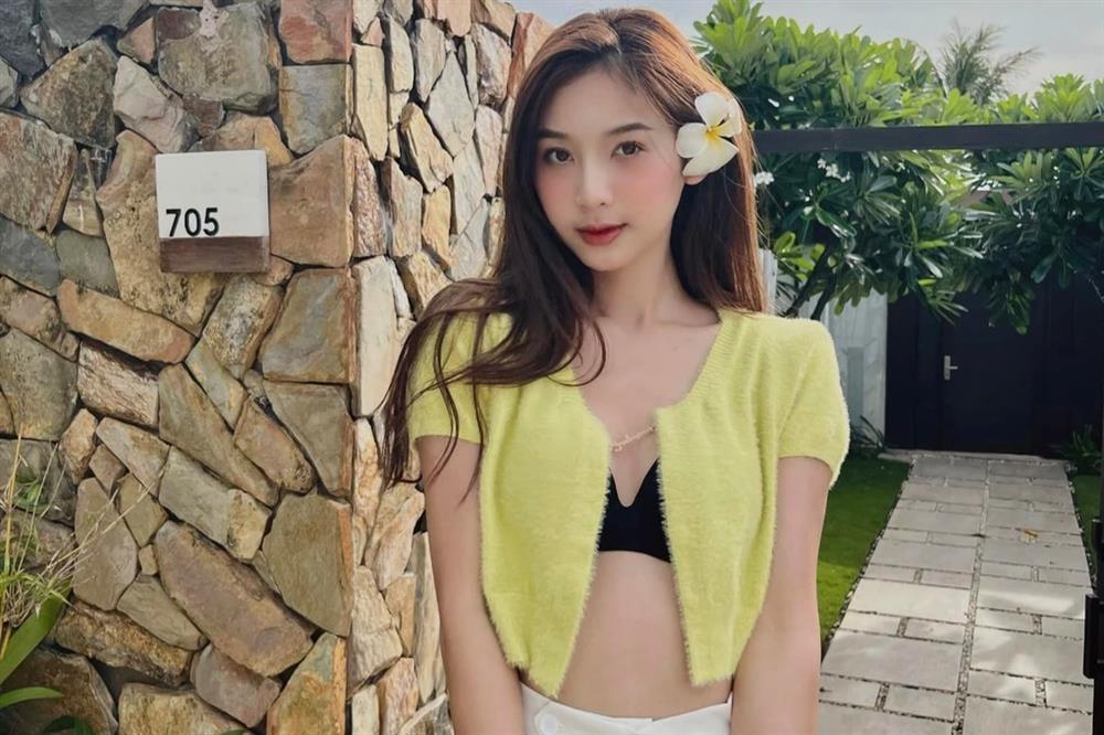 Vẻ đẹp mong manh dễ vỡ của dàn hot girl xứ Nghệ nổi tiếng trên mạng-5