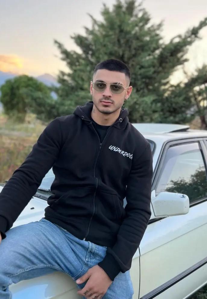 Sao thể hình qua đời ở tuổi 23 vì ngã xuống vách núi khi quay video-3