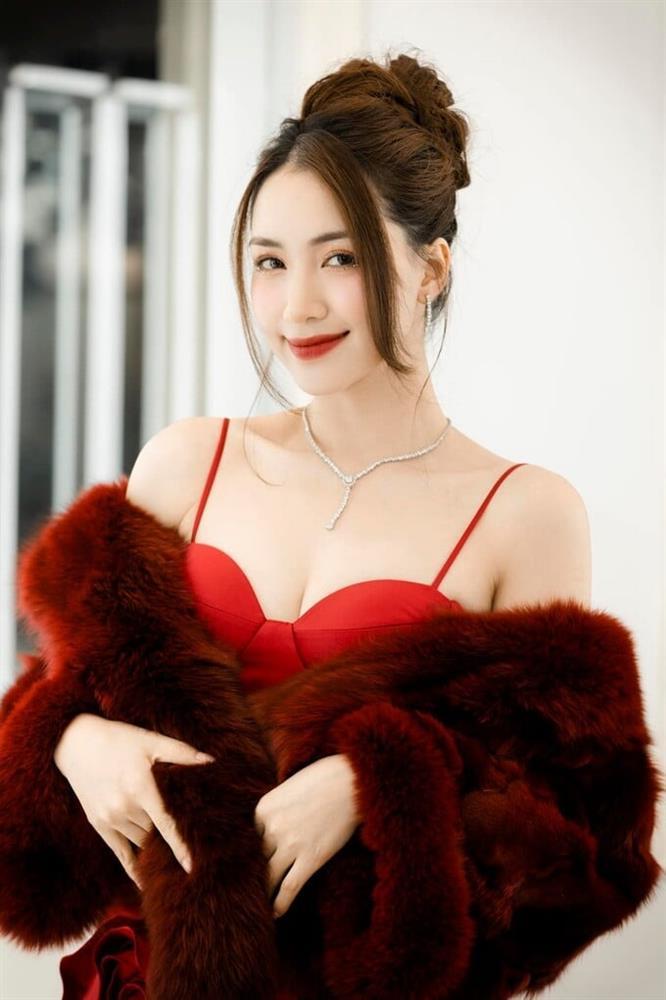 Mỹ nhân Việt không giữ dáng, quyết nuôi con hoàn toàn bằng sữa mẹ-8