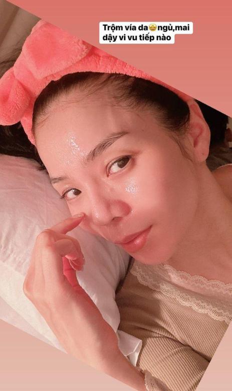 Lệ Quyên bị bóc trần nhan sắc qua loạt ảnh camera thường ở tuổi U50-3