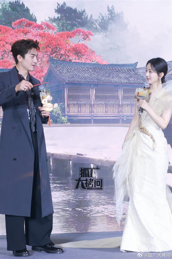 Lâm Canh Tân công khai cưng chiều Triệu Lệ Dĩnh, dân tình nhiệt tình đẩy thuyền-1