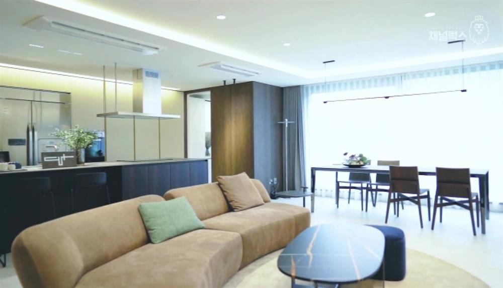 Soi căn biệt thự sang chảnh của Han So Hee tại khu nhà giàu ở Hàn Quốc-5