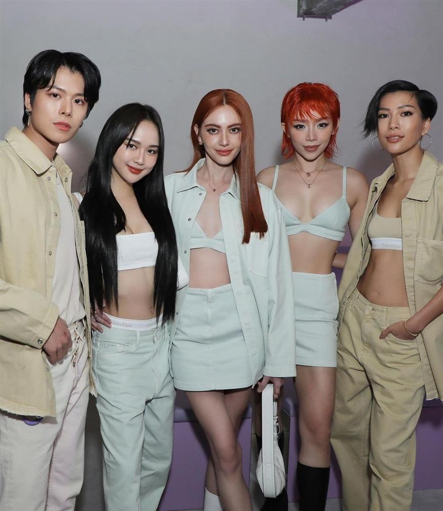 Sao Việt và những lần không bị lép vế khi dự show thời trang quốc tế-2