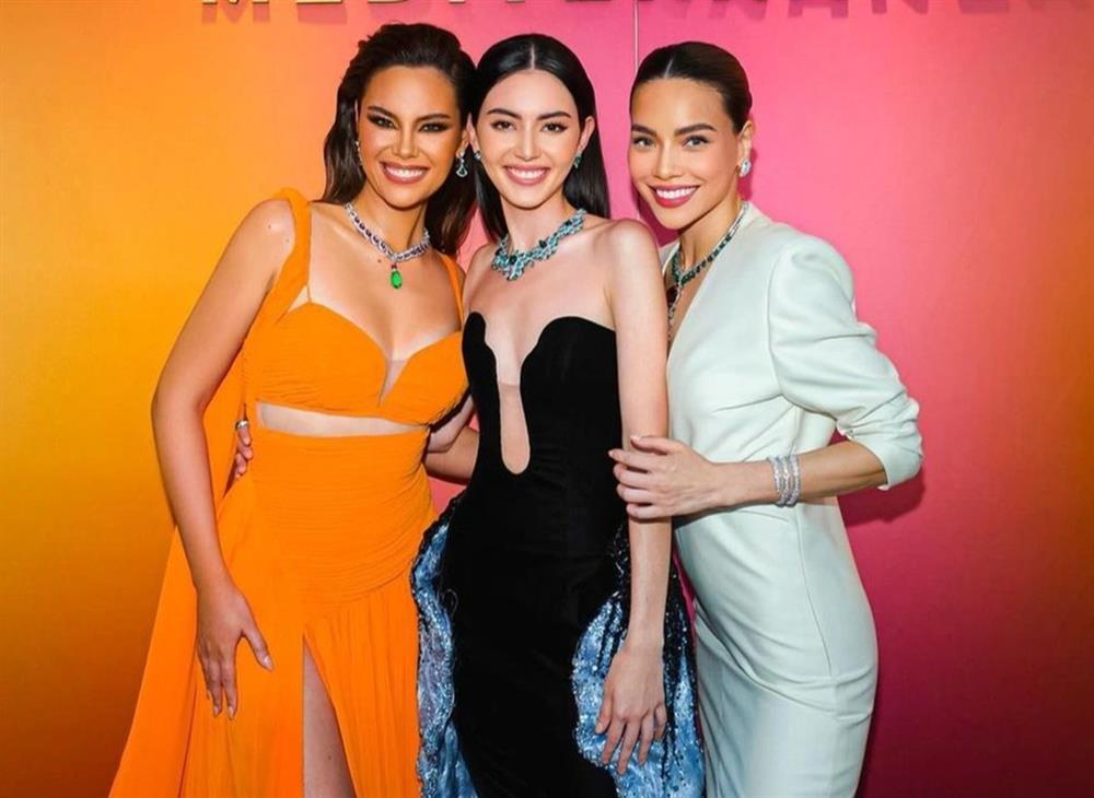 Sao Việt và những lần không bị lép vế khi dự show thời trang quốc tế-4