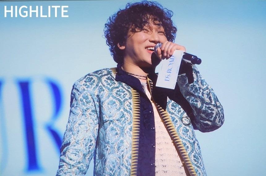 Daesung đã hết cô đơn: G-Dragon đến show cổ vũ, Taeyang ôm chầm trên sân khấu-1