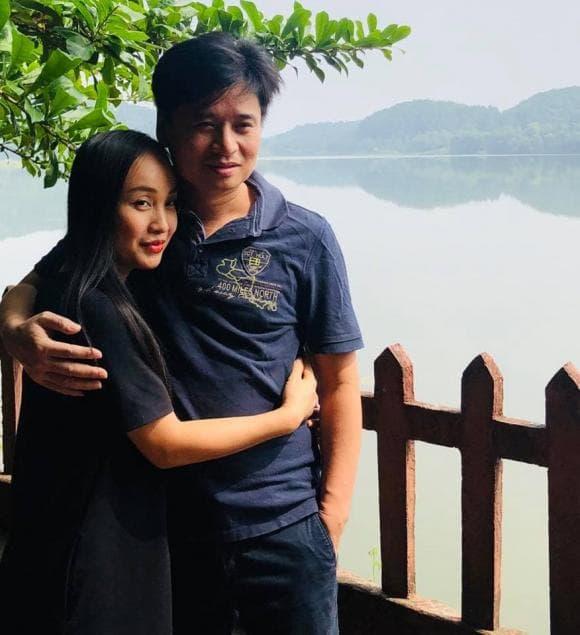 Cặp vợ chồng nghệ sĩ hiếm hoi cùng được phong tặng NSND, đều giữ vai trò lãnh đạo, hôn nhân bền chặt gần 2 thập kỷ-5