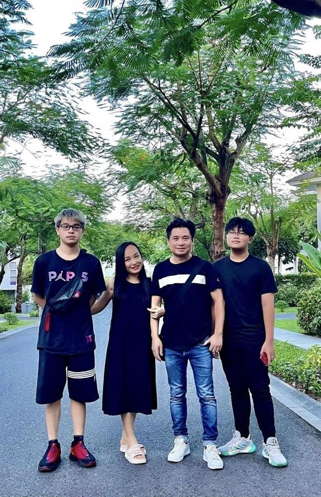 Cặp vợ chồng nghệ sĩ hiếm hoi cùng được phong tặng NSND, đều giữ vai trò lãnh đạo, hôn nhân bền chặt gần 2 thập kỷ-7