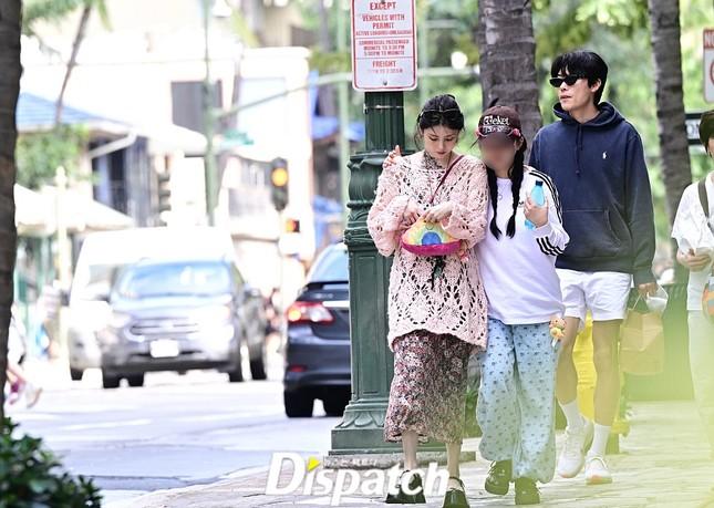 Ảnh hẹn hò của Han So Hee và Ryu Jun Yeol ở Hawaii-4