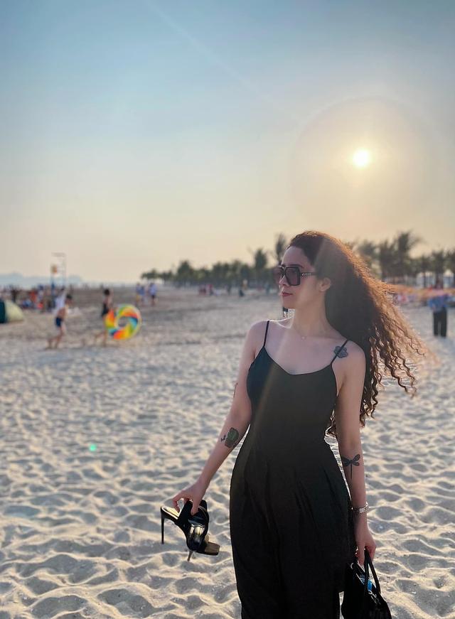 Mỹ nhân vũ trụ VFC làm mẹ đơn thân: Người tình màn ảnh của diễn viên nổi tiếng, một mình nuôi con gái trưởng thành-2