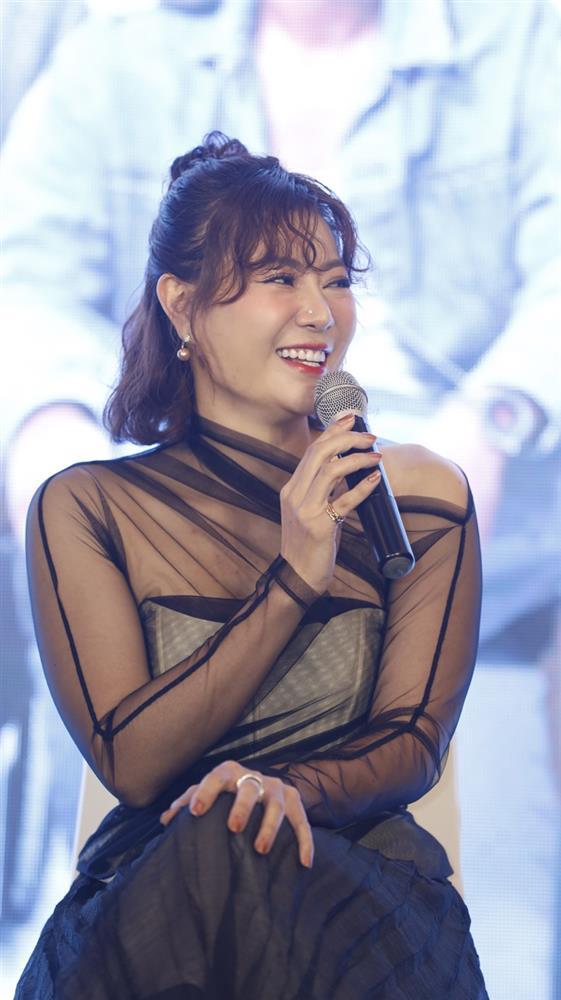 Vân Dung kể chuyện bị đánh, sợ đến không thở nổi-4