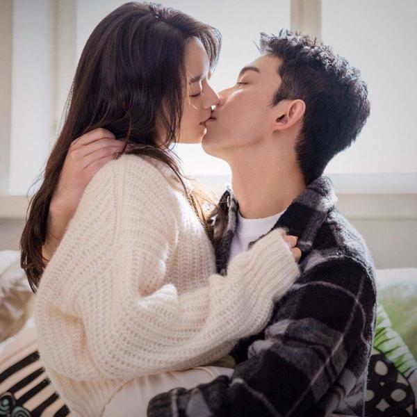 Điểm tên những bộ phim Hàn-Trung đáng xem, gây sốt tháng 3-1