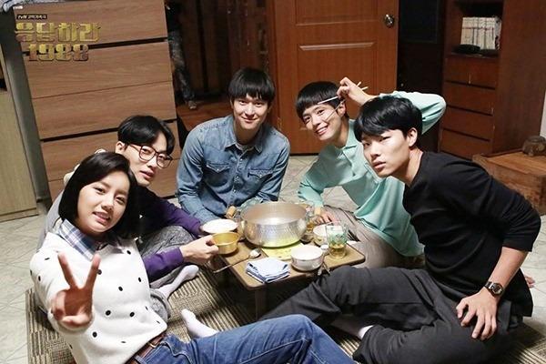7 năm Ryu Jun Yeol yêu Hyeri trước khi nhanh chóng có người tình mới-3