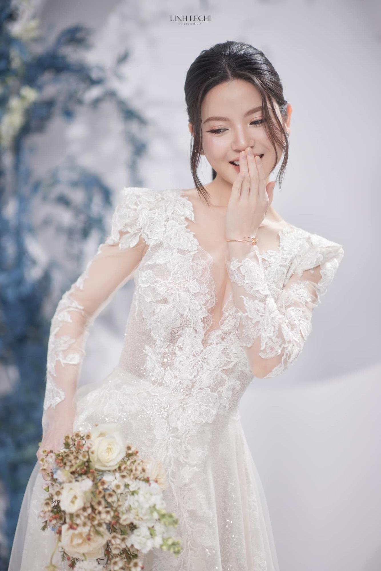 Lộ diện ảnh cưới nét căng của Quang Hải - Chu Thanh Huyền, cô dâu chi mạnh tay ở một chi tiết-8