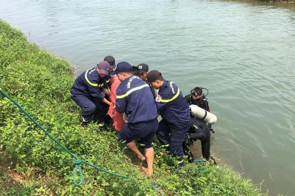 Tìm thấy thi thể nam sinh lớp 9 mất tích khi đi câu cá-1