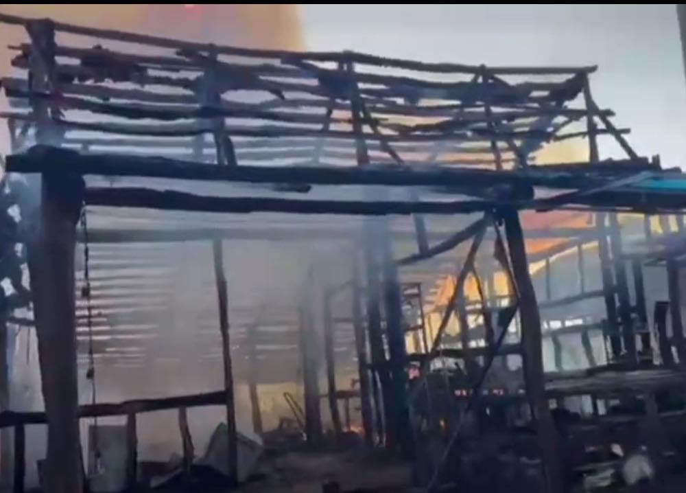 Cháy quán cà phê nổi tiếng ở Đắk Lắk-3