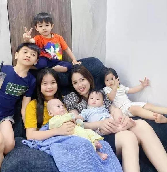 Hot mom Hằng Túi sắp lên xe hoa lần 3, được bạn trai doanh nhân cầu hôn bất ổn ở trời Tây?-6