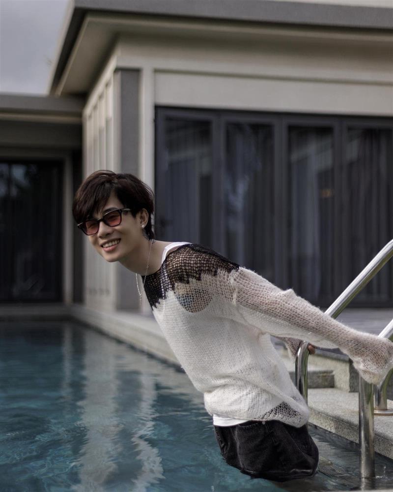 Ca sĩ Jack: Được ví đối thủ Sơn Tùng, 3 năm sau ồn ào tình ái giờ ra sao?-2