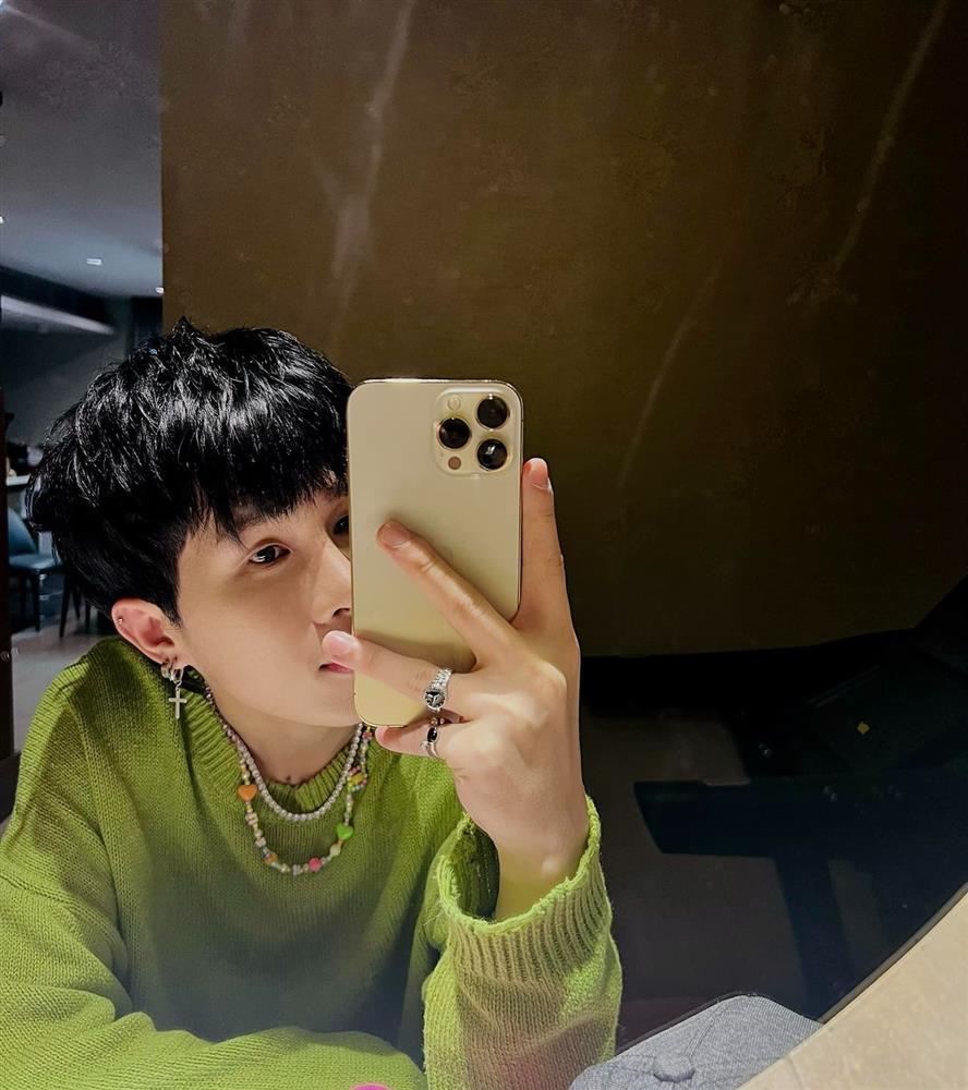 Ca sĩ Jack: Được ví đối thủ Sơn Tùng, 3 năm sau ồn ào tình ái giờ ra sao?-4