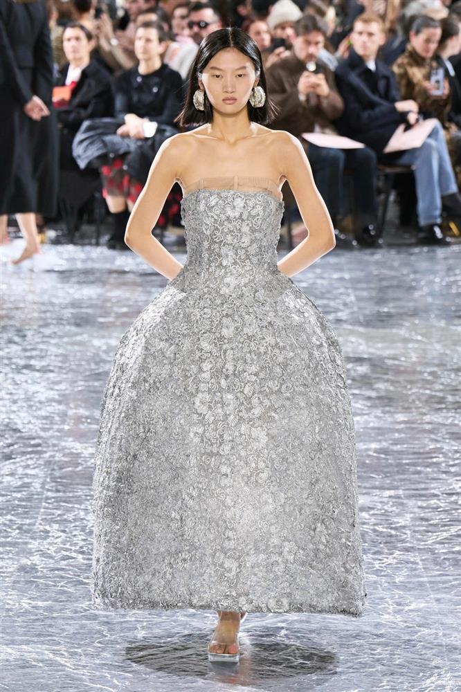 Dàn người mẫu Gen Z đang được nhiều nhà mốt cao cấp săn đón-10