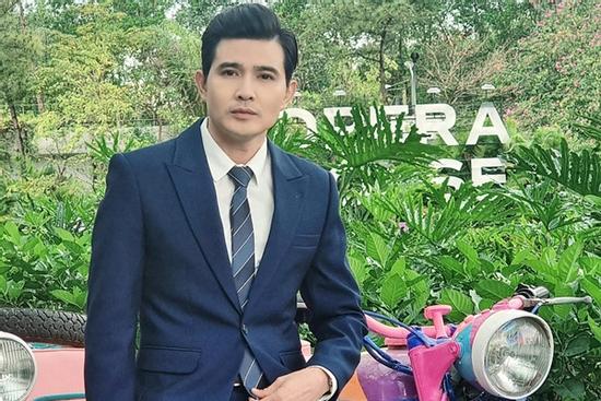 Nam thần Việt chuyên đóng chồng của các mỹ nhân VTV, ngoài đời hôn nhân bí ẩn bậc nhất showbiz