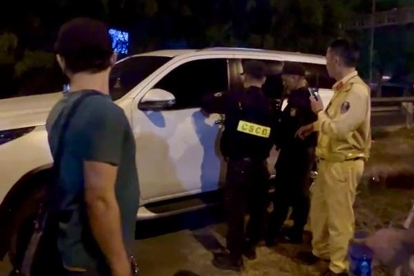 Con dâu bị bố chồng hành hung, đuổi khỏi nhà giữa đêm-3