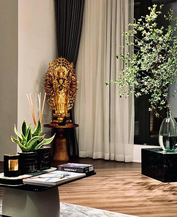 Bên trong siêu biệt thự của BTV tài chính sang chảnh bậc nhất VTV: Thiết kế nghệ như triển lãm, có bể bơi và phòng tập ballet dành riêng cho ái nữ-6