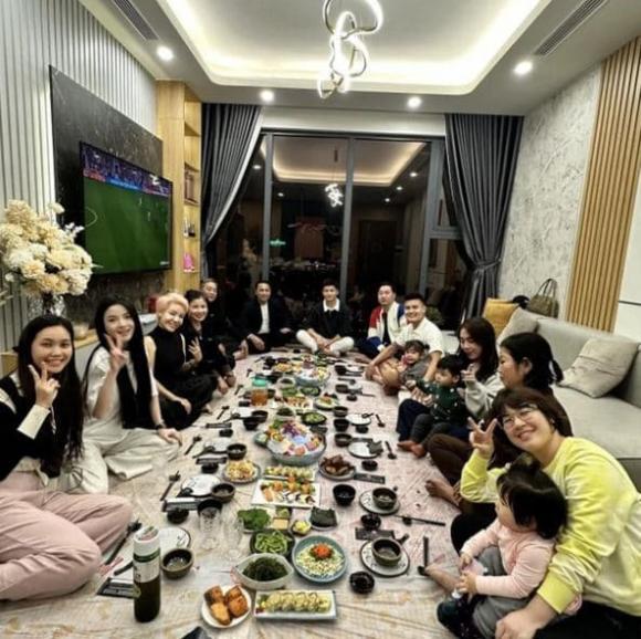 Hé lộ tổ ấm tân hôn sang xịn của Quang Hải và Chu Thanh Huyền-3