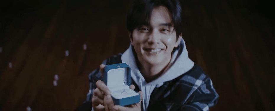 Tài tử Yoo Seung Ho bất ngờ đăng ảnh cưới khiến dân mạng Hàn bị sốc-2