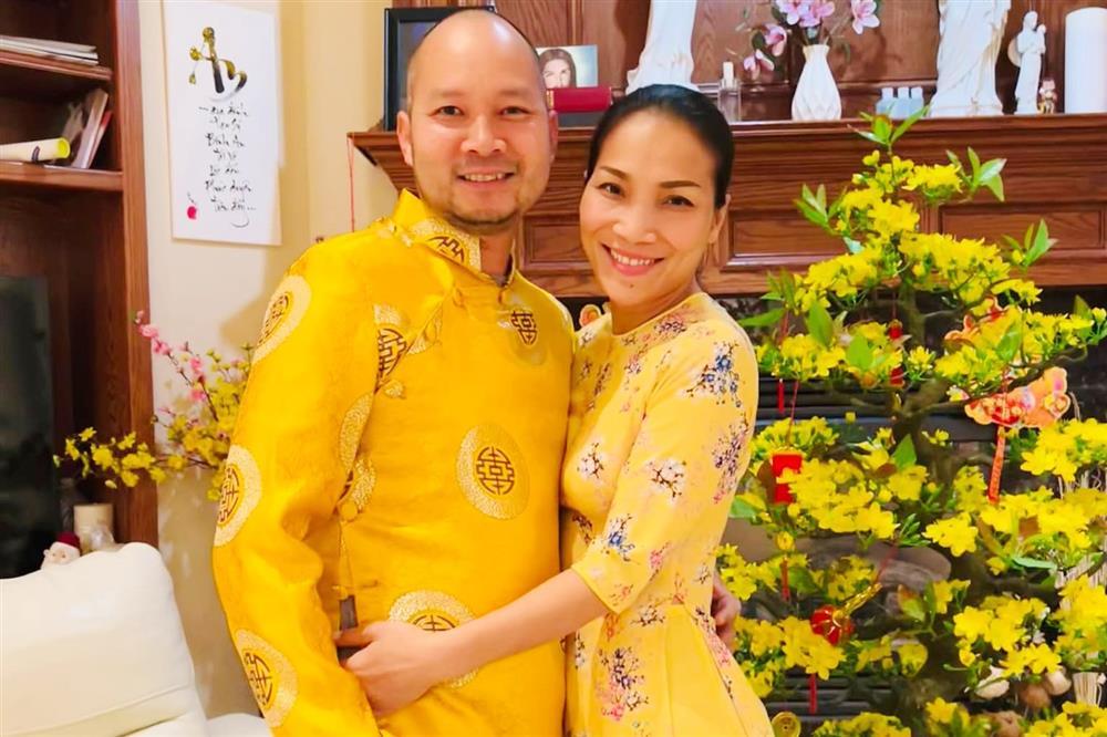 Ca sĩ Hồng Ngọc tiết lộ hôn nhân 15 năm với chồng Việt kiều: Chồng chỉ cần trừng mắt là tôi phải im-4