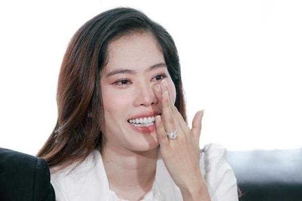 Giữa lúc là tâm điểm thị phi, Nam Em bất ngờ tuyên bố thẳng tay làm việc này để tìm sự bình yên?-6