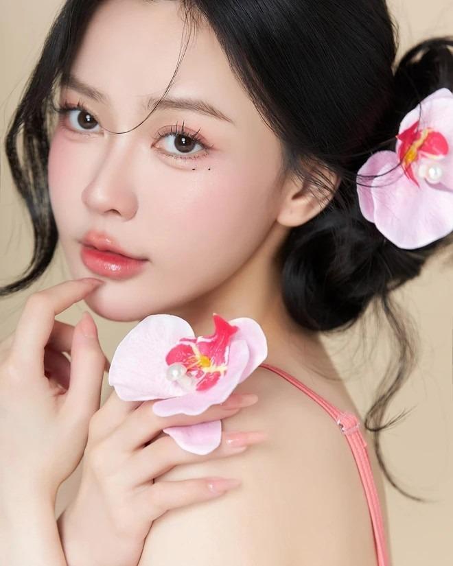 Clip 5 giờ sáng trong nhà tắm của cô gái hút hơn 10 triệu lượt xem-2