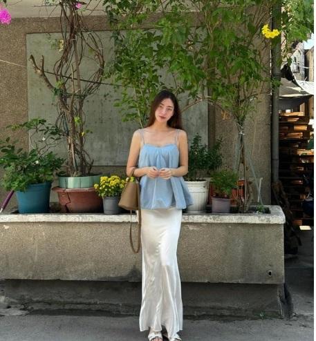 Mùa hè chào đón những kiểu chân váy trắng nữ tính-2