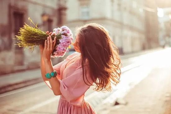 Những con giáp nữ làm nên chuyện trong năm 2024, sự nghiệp và tình yêu thăng hoa