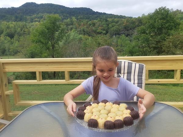 Theo chồng Mỹ về sống nơi hẻo lánh, vợ Việt tiết lộ cái giá phải trả khi tiếp quản nông trang ngút ngàn-11