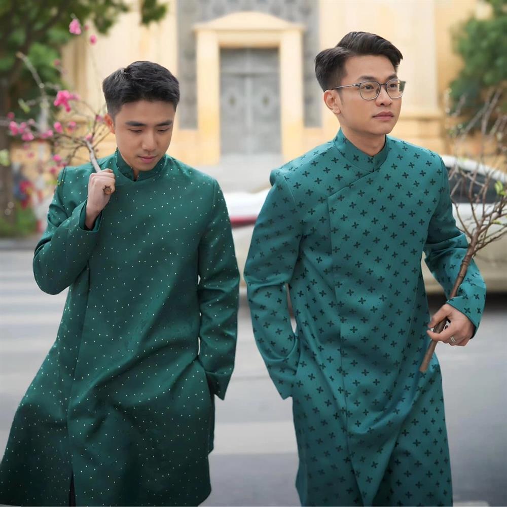 Cặp đôi anh Âm - chú Dương gây sốt với chuyện tình 10 năm ngọt ngào-6