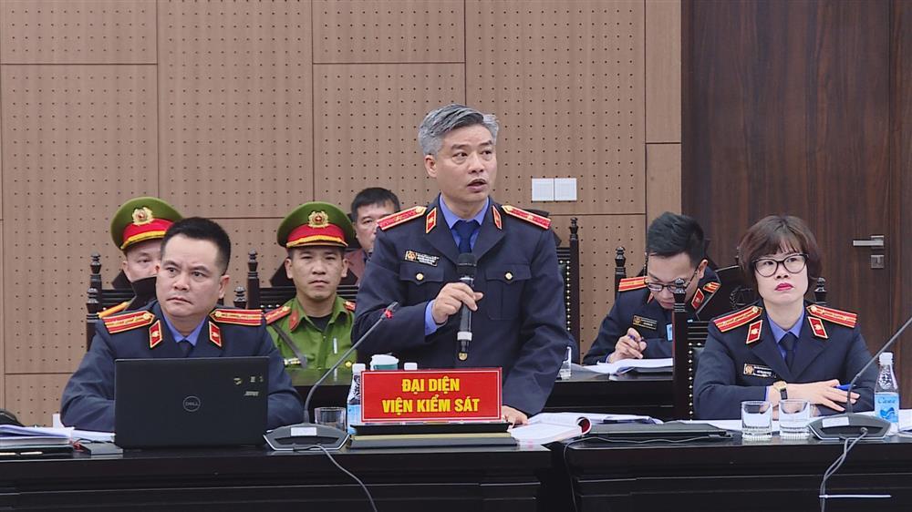 Chủ tịch Tân Hoàng Minh bị đề nghị mức án 9