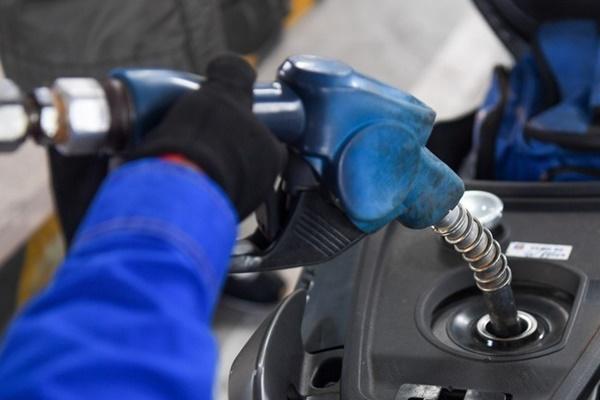 Sở Văn hóa và Thể thao xác minh vụ mặc đồ thanh niên xung phong tại quán karaoke-3