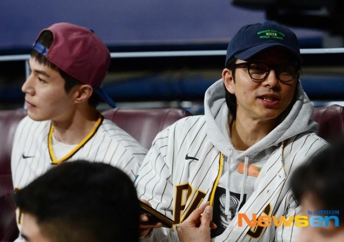 Hyun Bin - Son Ye Jin hẹn hò xem bóng chày-5