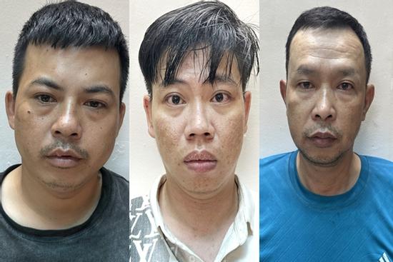 Bắt nhóm làm giả căn cước công dân ở TP.HCM