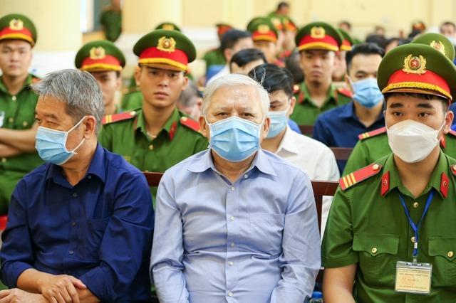 Xét xử vụ Vạn Thịnh Phát: Cựu Phó Giám đốc Tài chính sốc trước mức án bị đề nghị-3