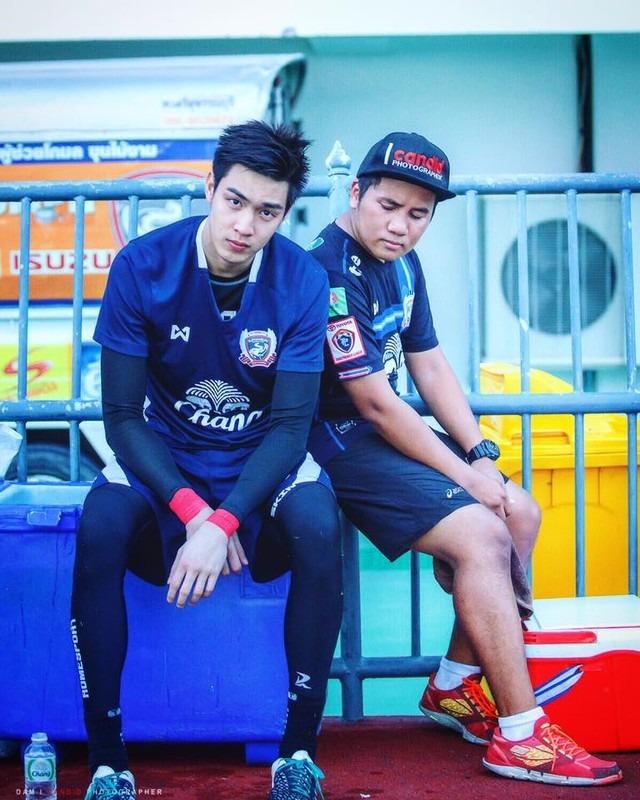 Nam thần sân cỏ gây sốt nhờ visual điển trai, mỗi lần ra sân đều khiến fan nữ phát cuồng-5