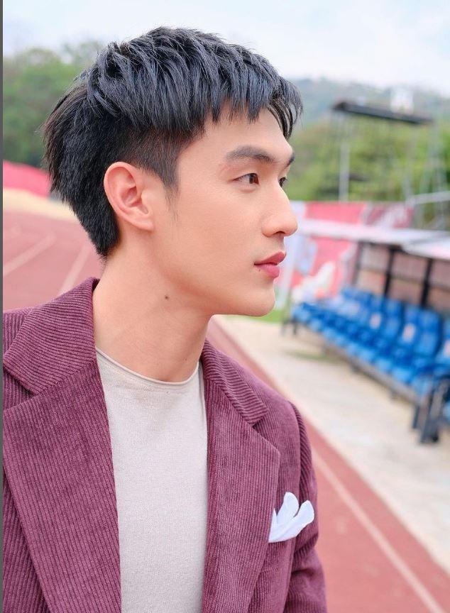 Nam thần sân cỏ gây sốt nhờ visual điển trai, mỗi lần ra sân đều khiến fan nữ phát cuồng-7