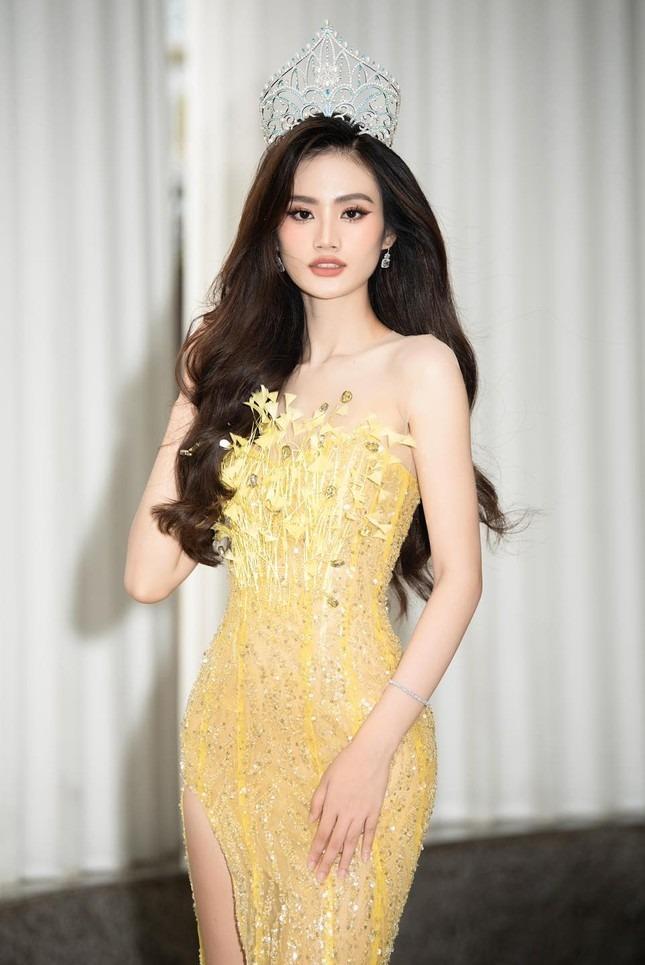 Huỳnh Trần Ý Nhi dự thi Hoa hậu Thế giới-1