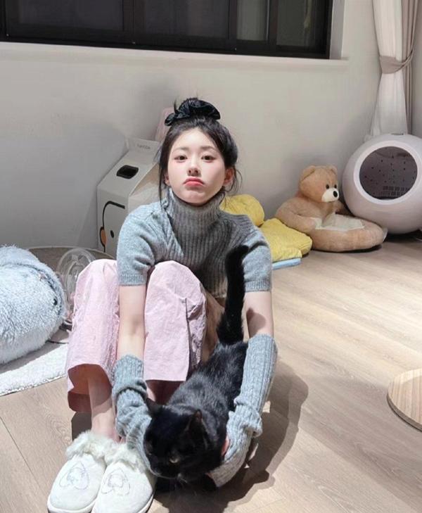 Cận cảnh căn hộ 82 tỷ của Triệu Lộ Tư: Sang chảnh từng centimet, bồn tắm lộ thiên view đỉnh chóp-2